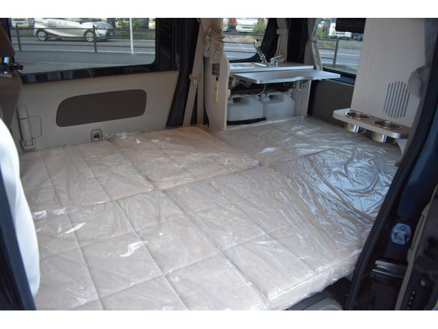 エブリイ ジョインターボ　岡モータース　ミニチュアクルーズＳＶ　１オーナー　禁煙車　ナビＤＴＶ　Ｂカメラ　ソーラーパネル＆走行充電　サブバッテリー　電子レンジ　外部１００Ｖ入出力　ＤＶＤ内蔵後部モニター　遮光カーテン（11枚目）