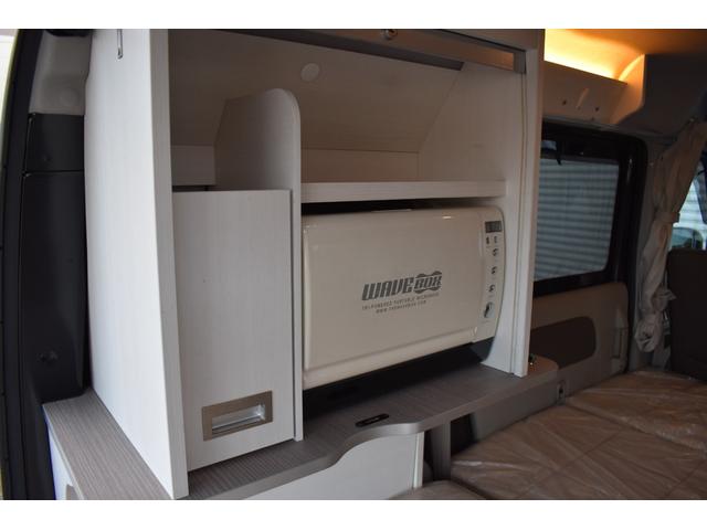 エブリイ ジョインターボ　岡モータース　ミニチュアクルーズＳＶ　１オーナー　禁煙車　ナビＤＴＶ　Ｂカメラ　ソーラーパネル＆走行充電　サブバッテリー　電子レンジ　外部１００Ｖ入出力　ＤＶＤ内蔵後部モニター　遮光カーテン（16枚目）