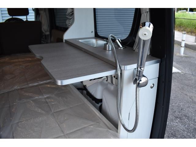 エブリイ ジョインターボ　岡モータース　ミニチュアクルーズＳＶ　１オーナー　禁煙車　ナビＤＴＶ　Ｂカメラ　ソーラーパネル＆走行充電　サブバッテリー　電子レンジ　外部１００Ｖ入出力　ＤＶＤ内蔵後部モニター　遮光カーテン（19枚目）