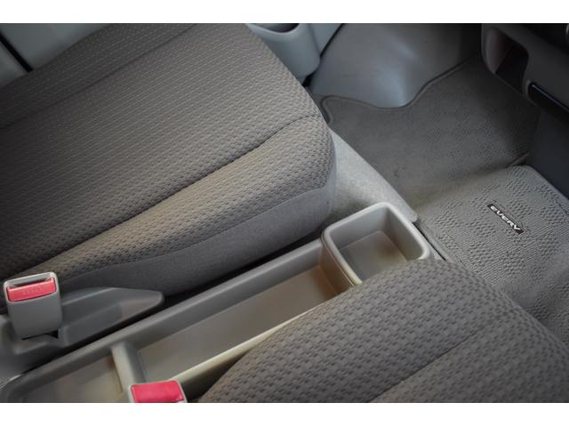 エブリイ ジョインターボ　岡モータース　ミニチュアクルーズＳＶ　１オーナー　禁煙車　ナビＤＴＶ　Ｂカメラ　ソーラーパネル＆走行充電　サブバッテリー　電子レンジ　外部１００Ｖ入出力　ＤＶＤ内蔵後部モニター　遮光カーテン（50枚目）