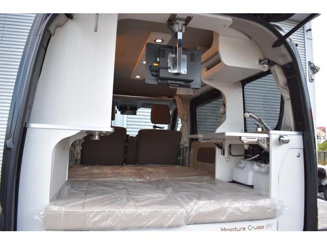 エブリイ ジョインターボ　岡モータース　ミニチュアクルーズＳＶ　１オーナー　禁煙車　ナビＤＴＶ　Ｂカメラ　ソーラーパネル＆走行充電　サブバッテリー　電子レンジ　外部１００Ｖ入出力　ＤＶＤ内蔵後部モニター　遮光カーテン（65枚目）