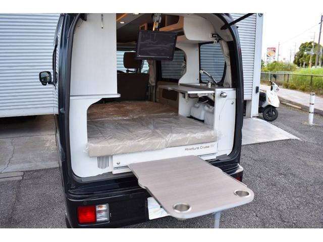 エブリイ ジョインターボ　岡モータース　ミニチュアクルーズＳＶ　１オーナー　禁煙車　ナビＤＴＶ　Ｂカメラ　ソーラーパネル＆走行充電　サブバッテリー　電子レンジ　外部１００Ｖ入出力　ＤＶＤ内蔵後部モニター　遮光カーテン（70枚目）