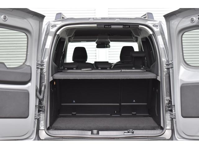 カングー クレアティフ　レ・クルールカスタマイズ　１オーナー　禁煙車　８型マルチメディア　Ｂカメラ　ＢＫマルチルーフレール　ＥＴＣ　ＢＫスチールホイール　ＡＣＣ　ＬＢＡ　ＬＫＡ　パーキングセンサー（20枚目）