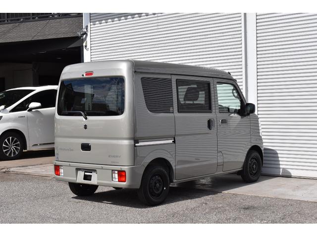 エブリイ ジョインターボ　展示車　岡モータース　ミニチュアＢＯＸ　４ＷＤ　ターボ　両側電動スライドドア　１２Ｖクーラー　外部１００Ｖ　遮光カーテン　断熱加工　サッシ網戸　ホイールカラー変更　バックアイカメラ（8枚目）