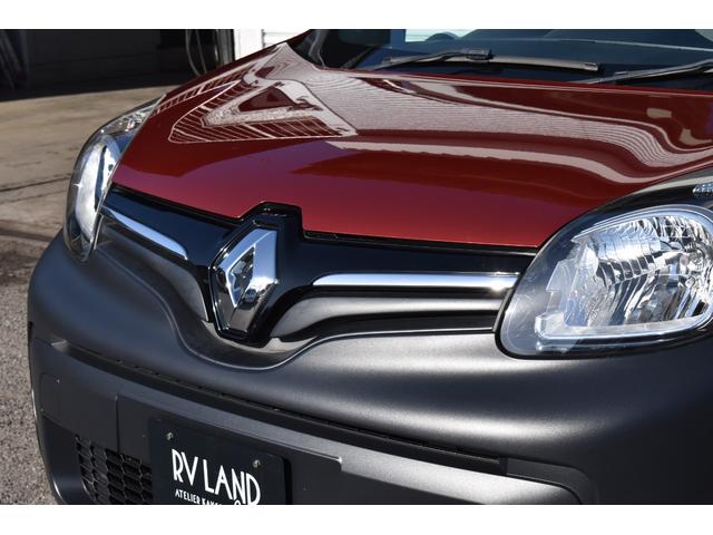 カングー コンフィチュール 限定車 禁煙車 タイミングベルト交換 ガラスルーフ ポータブルナビ バックカメラ ETC マルチルーフレール クラシックアロイホイール 専用コラムカバー サイドバイザー(14枚目)