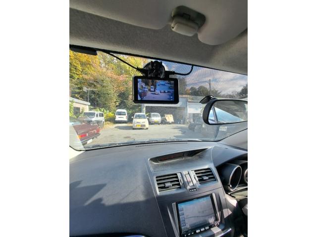 プレマシー ２０ＣＳ　純正ナビＤＶＤ再生＆ＴＶ＆バックカメラ＆ブルートゥース＆Ｗエアバッグ＆ＡＢＳ＆キーレス＆オートエアコン＆ヘッドライトレベライザー＆ドライブレコーダー付き（20枚目）