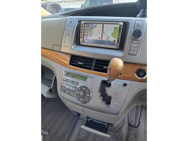 エスティマ ２．４アエラス　Ｇエディション　Ｗエアバッグ＆ＡＢＳ＆スマートドアロック＆プッシュスタート＆ＨＤＤナビ＆両面オートスライドドア＆オートエアコン＆オートライト付き（10枚目）