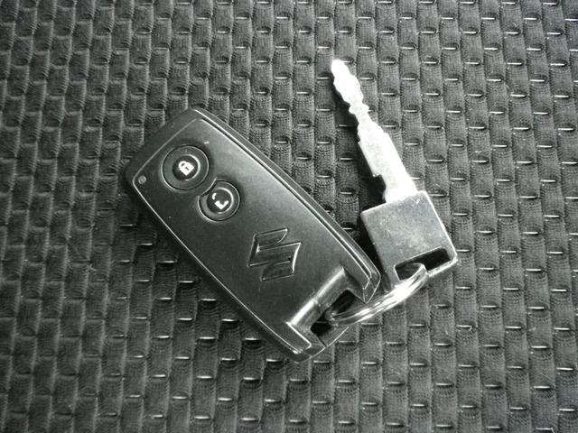 ワゴンR RR-Sリミテッド インタークーラーターボ ABS スマートキー CDプレイヤー FM/AMラジオ フォグランプ オートエアコン 純正エアロ 純正14インチアルミ 本革ステアリング(15枚目)