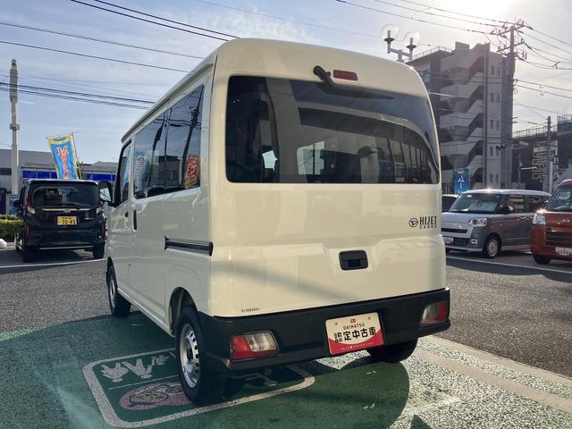 ハイゼットカーゴ ＤＸ　オーディオレス　キーレス　パワーウインド　まごころ保証　距離無制限・１年保証付き　オーディオレス　スマートアシスト　キーレスエントリー　クリアランスソナー　アイドリングストップ　オートライト　マニュアルエアコン　リアベンチシート（9枚目）