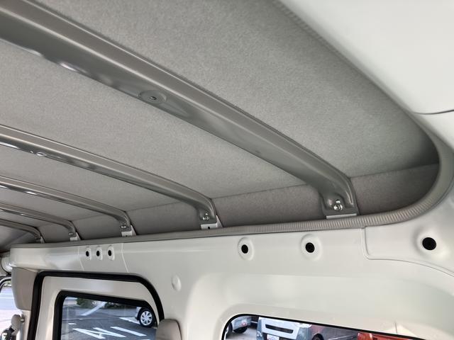 ハイゼットカーゴ ＤＸ　オーディオレス　キーレス　パワーウインド　まごころ保証　距離無制限・１年保証付き　オーディオレス　スマートアシスト　キーレスエントリー　クリアランスソナー　アイドリングストップ　オートライト　マニュアルエアコン　リアベンチシート（26枚目）
