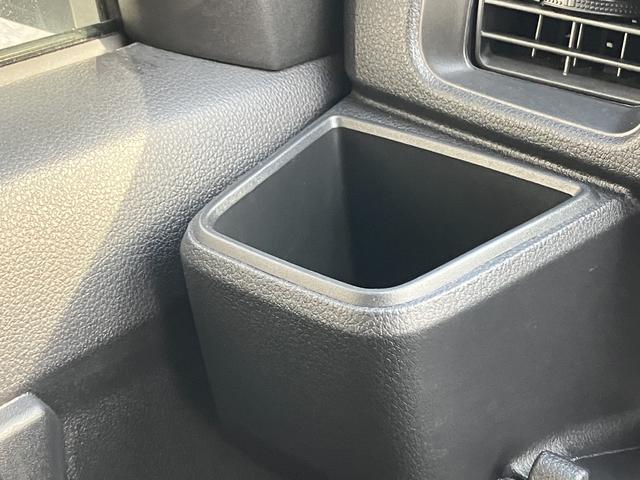 ハイゼットカーゴ ＤＸ　オーディオレス　キーレス　パワーウインド　まごころ保証　距離無制限・１年保証付き　オーディオレス　スマートアシスト　キーレスエントリー　クリアランスソナー　アイドリングストップ　オートライト　マニュアルエアコン　リアベンチシート（45枚目）