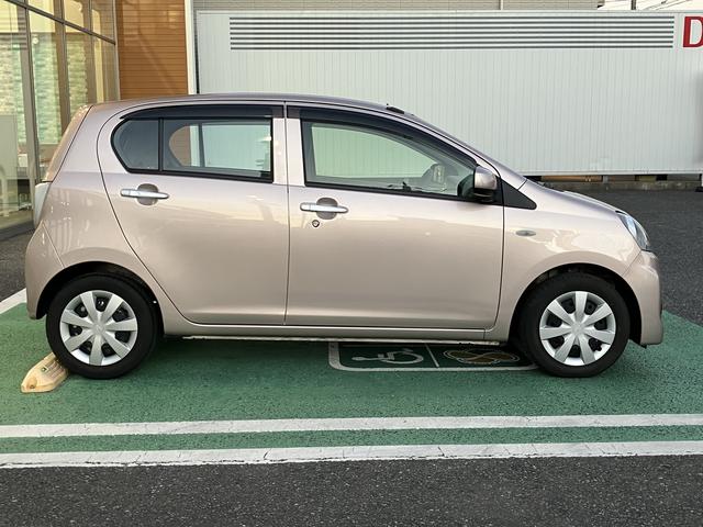 ミライース Ｌ　ＳＡ　ＣＤチューナー　キーレス　スマートアシスト　中古車保証・距離無制限、１年付き　純正ＣＤチューナー　キーレス　ハロゲンヘッドライト　ロングバイザー　カーペットマット　アイドリングストップ　マニュアルエアコン　パワーウィンドウ（12枚目）