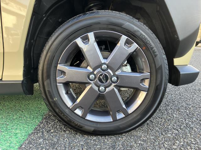 タフト Ｇ　ダーククロムベンチャー　フロントシートヒーター　中古車保証・距離無制限、１年付き　オートライト　ＬＥＤヘッドライト　ＬＥＤフォグランプ　キーフリー　ホールド機能付き電動パーキングブレーキ　オートホールド　フロントシートヒーター　カーペットマット（10枚目）