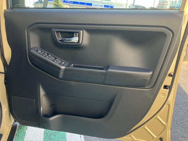 タフト Ｇ　ダーククロムベンチャー　フロントシートヒーター　中古車保証・距離無制限、１年付き　オートライト　ＬＥＤヘッドライト　ＬＥＤフォグランプ　キーフリー　ホールド機能付き電動パーキングブレーキ　オートホールド　フロントシートヒーター　カーペットマット（60枚目）