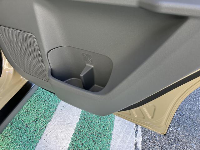 タフト Ｇ　ダーククロムベンチャー　フロントシートヒーター　中古車保証・距離無制限、１年付き　オートライト　ＬＥＤヘッドライト　ＬＥＤフォグランプ　キーフリー　ホールド機能付き電動パーキングブレーキ　オートホールド　フロントシートヒーター　カーペットマット（63枚目）