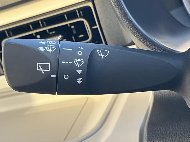 ムーヴキャンバス ストライプスＧ　フロントシートヒーター　電動サイドブレーキ　中古車保証・距離無制限、１年付き　オートライト　ＬＥＤヘッドライト　ＬＥＤフォグランプ　キーフリー　両側電動スライドドア　フロントシートヒーター　ホールド機能付き電動サイドブレーキ　カーペットマット（41枚目）