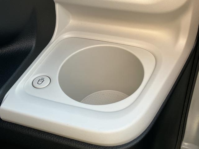 ムーヴキャンバス ストライプスＧ　フロントシートヒーター　電動サイドブレーキ　中古車保証・距離無制限、１年付き　オートライト　ＬＥＤヘッドライト　ＬＥＤフォグランプ　キーフリー　両側電動スライドドア　フロントシートヒーター　ホールド機能付き電動サイドブレーキ　カーペットマット（53枚目）