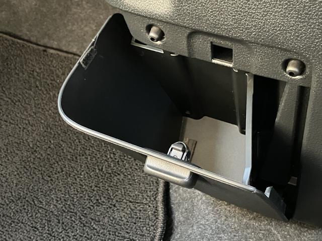 ムーヴキャンバス ストライプスＧ　フロントシートヒーター　電動サイドブレーキ　中古車保証・距離無制限、１年付き　オートライト　ＬＥＤヘッドライト　ＬＥＤフォグランプ　キーフリー　両側電動スライドドア　フロントシートヒーター　ホールド機能付き電動サイドブレーキ　カーペットマット（56枚目）