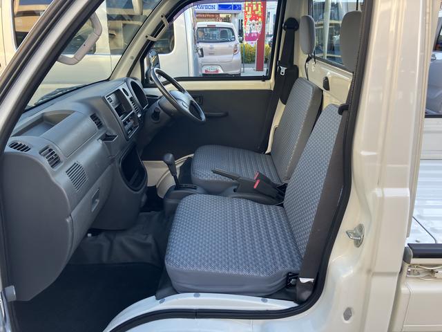 ハイゼットトラック エアコン・パワステ スペシャル 純正ラジオ 保証 まごころ保証 1年間・走行距離無制限付き ハロゲンヘッドライト 純正AM/FMラジオ ラバーマット ロングバイザー マニュアルエアコン(23枚目)