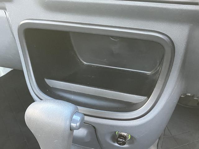 ハイゼットトラック エアコン・パワステ スペシャル 純正ラジオ 保証 まごころ保証 1年間・走行距離無制限付き ハロゲンヘッドライト 純正AM/FMラジオ ラバーマット ロングバイザー マニュアルエアコン(36枚目)