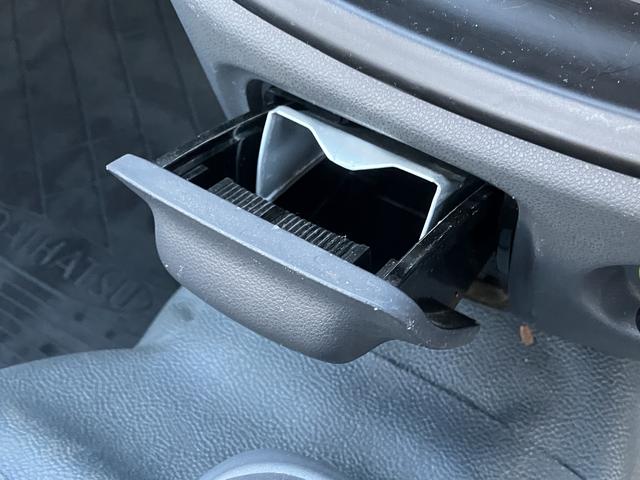 ハイゼットトラック エアコン・パワステ スペシャル 純正ラジオ 保証 まごころ保証 1年間・走行距離無制限付き ハロゲンヘッドライト 純正AM/FMラジオ ラバーマット ロングバイザー マニュアルエアコン(37枚目)