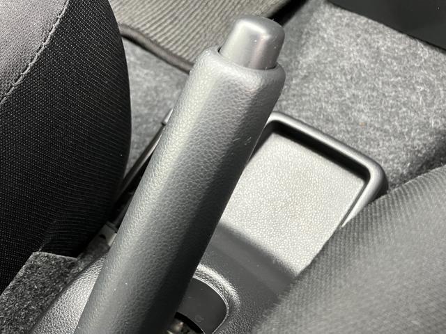 ミライース Ｘ　ＳＡＩＩＩ　ＬＥＤヘッドライト　バックカメラ　保証　新車保証・まごころ保証　１年間・走行距離無制限付き　純正ＣＤチューナー　バックカメラ　ＬＥＤヘッドライト　コーナーセンサー　カーペットマット　キーレス　スモークガラス　後席ベンチシート（46枚目）