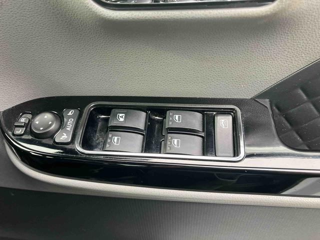 営業時間は午前９時３０分から午後６時となります。定休日は毎週火曜日と第一・第三水曜日（除外月あり）になります。