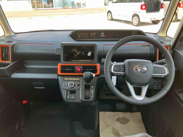 タント ファンクロスターボ　登録済み未使用車　保証　新車保証・まごころ保証　１年間・走行距離無制限付き（5枚目）