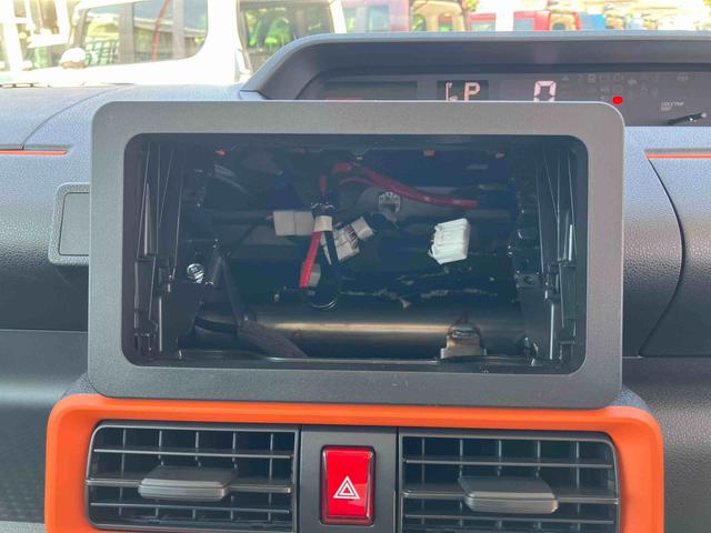 タント ファンクロスターボ　登録済み未使用車　保証　新車保証・まごころ保証　１年間・走行距離無制限付き（11枚目）