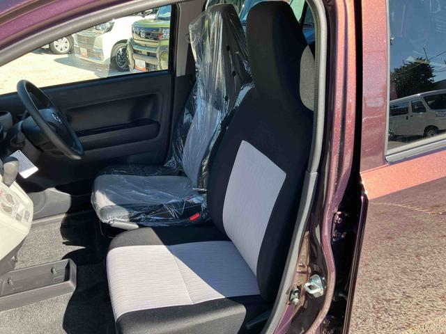 ミライース Ｘ　ＳＡＩＩＩ　届出済み未使用車　ＬＥＤヘッドランプ　保証　新車保証・まごころ保証　１年間・走行距離無制限付き　キーレスエントリー　ＬＥＤヘッドランプ　コーナーセンサー　電動格納ドアミラー　パワーウインドウ　オートライト　オートハイビーム（18枚目）