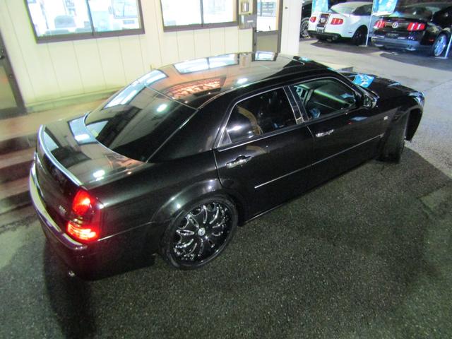 5.7HEMI ASANTHI22in メモリーナビ地デジ ETC バックカメラ Borlaデュアルマフラー(64枚目)