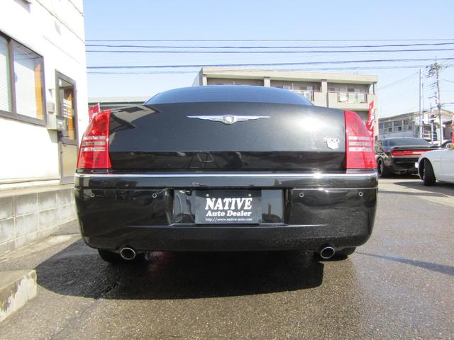 5.7HEMI TIS22in ローダウン メモリーナビ地デジETC バックカメラ SRT8リップスポイラー レフトハンドルディーラー車(26枚目)