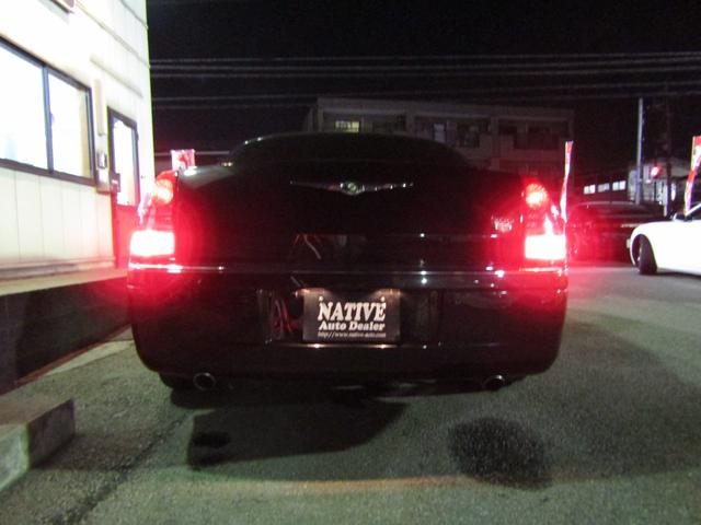 5.7HEMI TIS22in ローダウン メモリーナビ地デジETC バックカメラ SRT8リップスポイラー レフトハンドルディーラー車(52枚目)