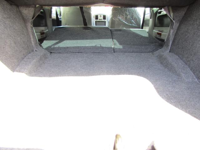 5.7HEMI TIS22in ローダウン メモリーナビ地デジETC バックカメラ SRT8リップスポイラー レフトハンドルディーラー車(67枚目)