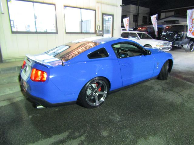FORD MUSTANG V6 COUPE PREMIUM