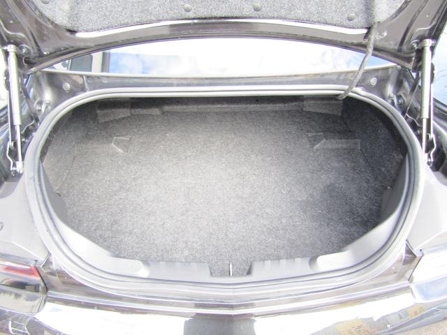 シボレーカマロ ＬＴ　ＲＳ　カマロ生誕４５周年記念限定車　ワンオーナー　ＺＬ１スタイリングバンパー　ＶＥＮＥＲＤＩ２０ｉｎ　ＬＥＤヘッドライト　ＬＥＤフォグライト　ＨＤＤナビ地デジ　ＥＴＣ　バックカメラ（16枚目）