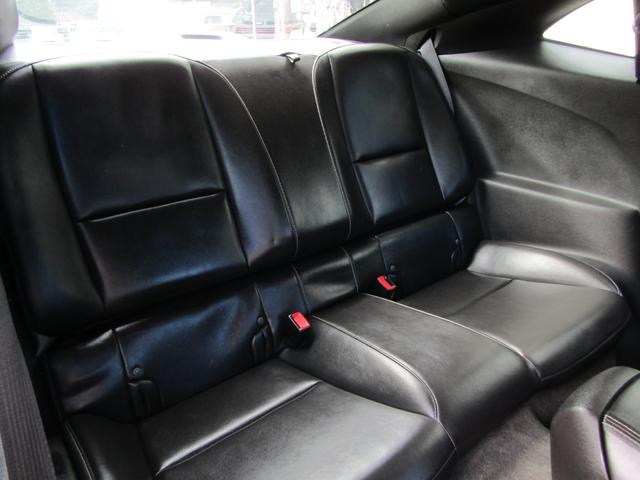 シボレーカマロ ＬＴ　ＲＳ　カマロ生誕４５周年記念限定車　ワンオーナー　ＺＬ１スタイリングバンパー　ＶＥＮＥＲＤＩ２０ｉｎ　ＬＥＤヘッドライト　ＬＥＤフォグライト　ＨＤＤナビ地デジ　ＥＴＣ　バックカメラ（18枚目）