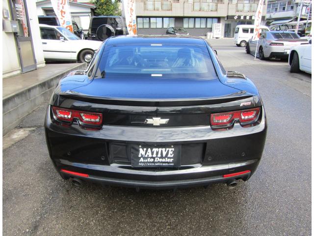 シボレーカマロ ＬＴ　ＲＳ　カマロ生誕４５周年記念限定車　ワンオーナー　ＺＬ１スタイリングバンパー　ＶＥＮＥＲＤＩ２０ｉｎ　ＬＥＤヘッドライト　ＬＥＤフォグライト　ＨＤＤナビ地デジ　ＥＴＣ　バックカメラ（28枚目）