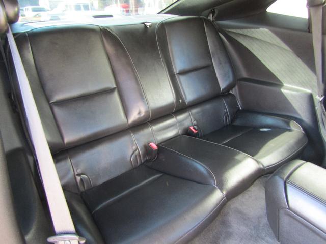 綺麗なリヤシートは使用感ありません