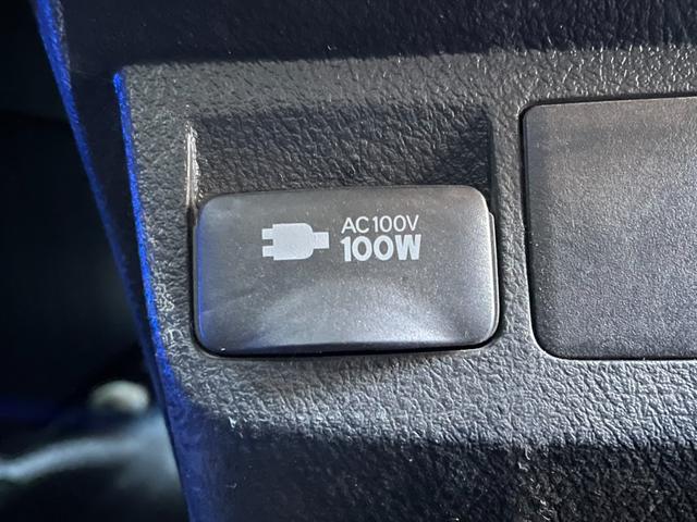 アルファード ２．５Ｓ　純正大型後席モニター　純正１０型ナビ　両側パワスラ　バックカメラ　ＡＣ１００Ｖ電源　ＴＶキャンセラー　レーダクルコン　プリクラッシュセーフティ　ＴＶキャンセラー　シートカバー付き　ＥＴＣ（11枚目）