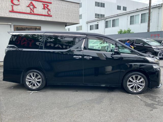 ヴェルファイア ２．５Ｚ　Ａエディション　ゴールデンアイズ　純正１０型ナビ　フルセグ　バックカメラ　両側電動スライドドア　電動リアゲ－ト　１００Ｖ電源　ハ－フレザ－シ－ト　アイドリングストップ　ＥＴＣ　ＬＥＤヘッドライト　クルコン　Ｂｌｕｅｔｏｏｔｈ（13枚目）