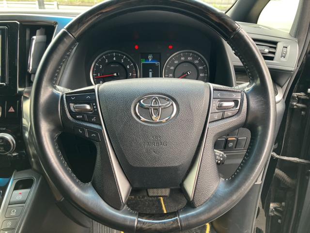 ヴェルファイア ２．５Ｚ　Ａエディション　ゴールデンアイズ　純正１０型ナビ　フルセグ　バックカメラ　両側電動スライドドア　電動リアゲ－ト　１００Ｖ電源　ハ－フレザ－シ－ト　アイドリングストップ　ＥＴＣ　ＬＥＤヘッドライト　クルコン　Ｂｌｕｅｔｏｏｔｈ（38枚目）