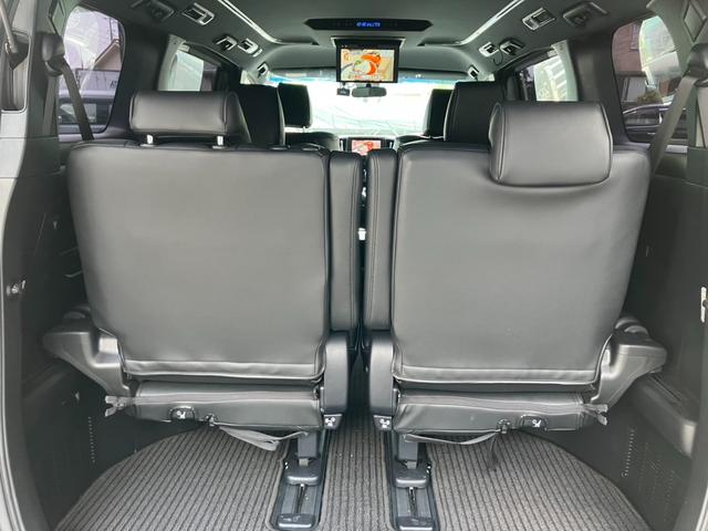 アルファード ２．５Ｓ　タイプゴールド　純正大型後席モニタ－　レ－ダ－クルコン　フルセグＴＶ　バックカメラ　両側パワスラ　パワーバックドア　両側電動スライドドア　ＡＣ１００Ｖ電源　ＬＥＤヘッドライト　シートカバー　電動リアゲート　ＥＴＣ（30枚目）