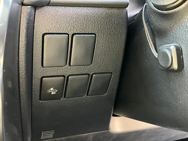 ヴェルファイアハイブリッド Ｖ　Ｌエディション　ワンオーナー　ベージュ革シート　純正大型後席モニター　１５００Ｗ電源　バックカメラ　パワーバックドア　両側パワスラ　シートヒーター　レーダークルコン　プリクラッシュセーフティー　オートマハイビーム（52枚目）