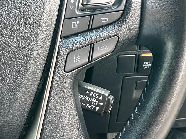 アルファード ２．５Ｓ　タイプゴールド　（９）ＴＲＤエアロ　ＴＲＤマフラー　後席モニター　デジタルインナーミラー　ディスプレイオーディオ　フルセグ　バックカメラ　レーダークルコン　両側電動スライドドア　電動リアゲート　ハーフレザーシート（11枚目）