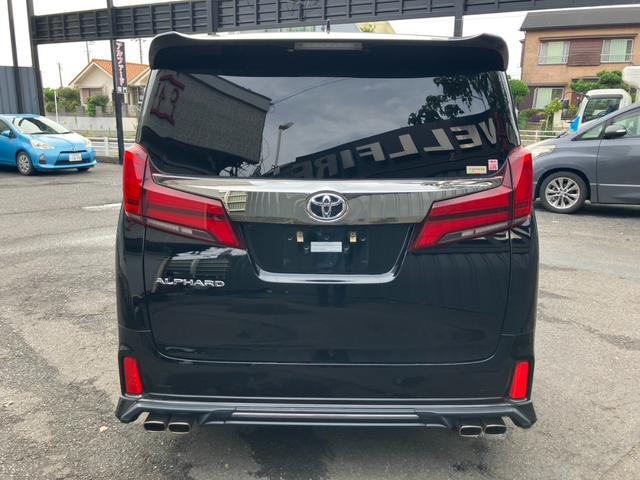 アルファード ２．５Ｓ　タイプゴールド　（９）ＴＲＤエアロ　ＴＲＤマフラー　後席モニター　デジタルインナーミラー　ディスプレイオーディオ　フルセグ　バックカメラ　レーダークルコン　両側電動スライドドア　電動リアゲート　ハーフレザーシート（21枚目）