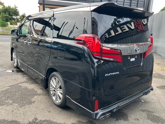 アルファード ２．５Ｓ　タイプゴールド　（９）ＴＲＤエアロ　ＴＲＤマフラー　後席モニター　デジタルインナーミラー　ディスプレイオーディオ　フルセグ　バックカメラ　レーダークルコン　両側電動スライドドア　電動リアゲート　ハーフレザーシート（22枚目）