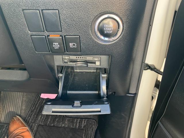 アルファード ２．５Ｓ　タイプゴールド　（３８）後席モニタ－　フルセグ　バックカメラ　デジタルインナーミラー　ディスプレイオーディオ　三眼ＬＥＤヘッドライト　レーダークルコン　両側電動スライド　電動リアゲート　ハーフレザー　ビルトインＥＴＣ（14枚目）