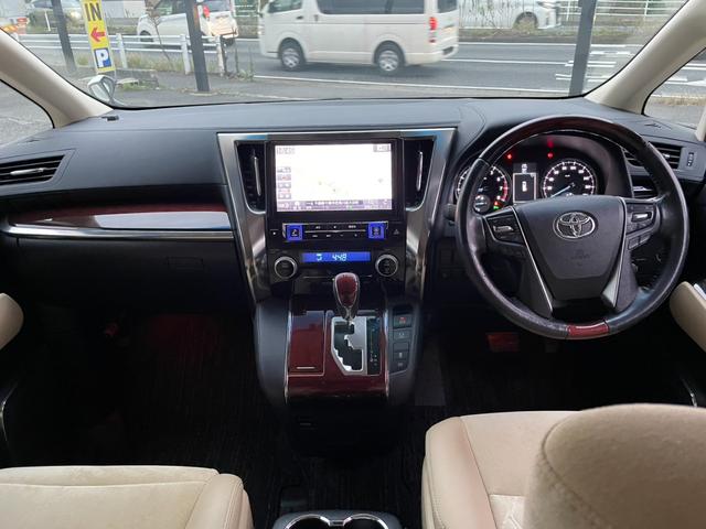 アルファード 2.5G (41)アルパイン後席モニタ-&10型ナビ フルセグ バックカメラ レーダークルコン 両側電動スライドドア 電動リアゲート ハーフレザー AC100V電源 Bluetooth 衝突軽減ブレーキ(3枚目)