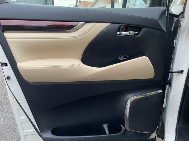 アルファード 2.5G (41)アルパイン後席モニタ-&10型ナビ フルセグ バックカメラ レーダークルコン 両側電動スライドドア 電動リアゲート ハーフレザー AC100V電源 Bluetooth 衝突軽減ブレーキ(17枚目)